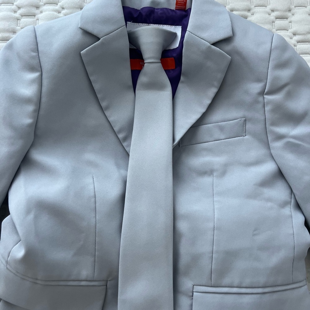 Kid’s Gray Suit with Tie